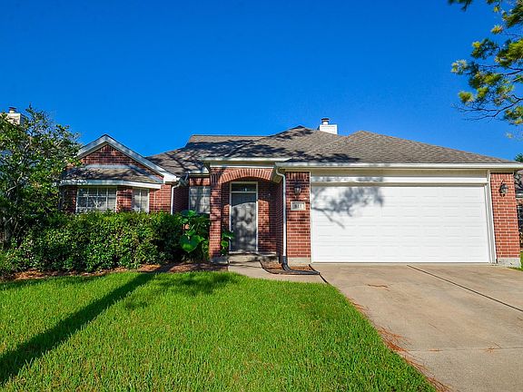 2nd image of 811 Spring Valley Ct