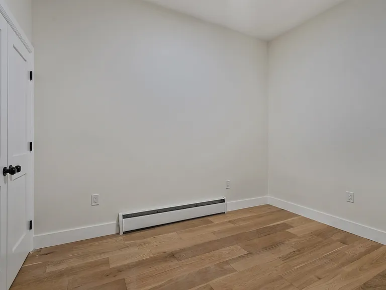 1102 Central Ave #1 — Photo 14