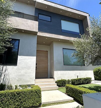 2nd image of 6347 Maryland Dr
