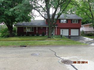 1102 Garden Rd, Dekalb, IL 60115