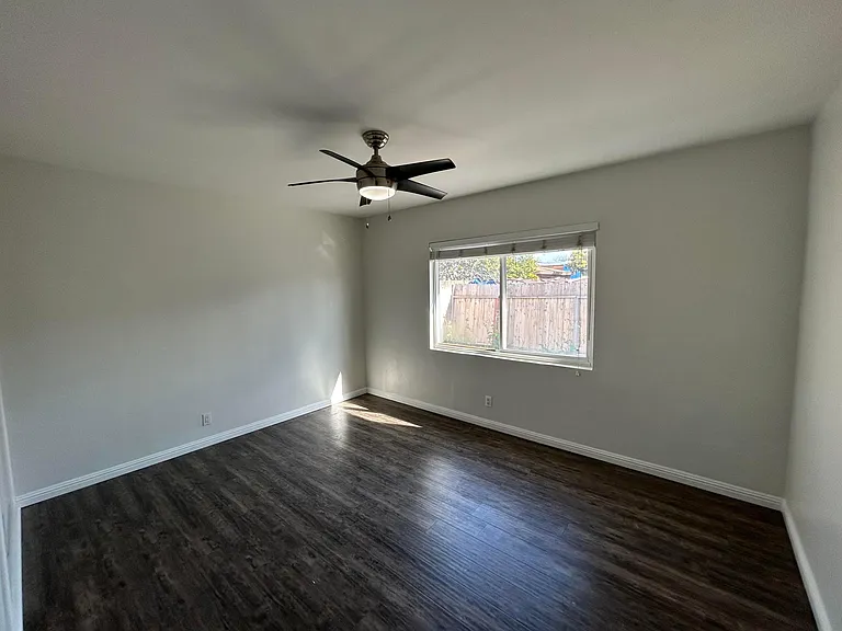 14928 Osage Ave — Photo 16