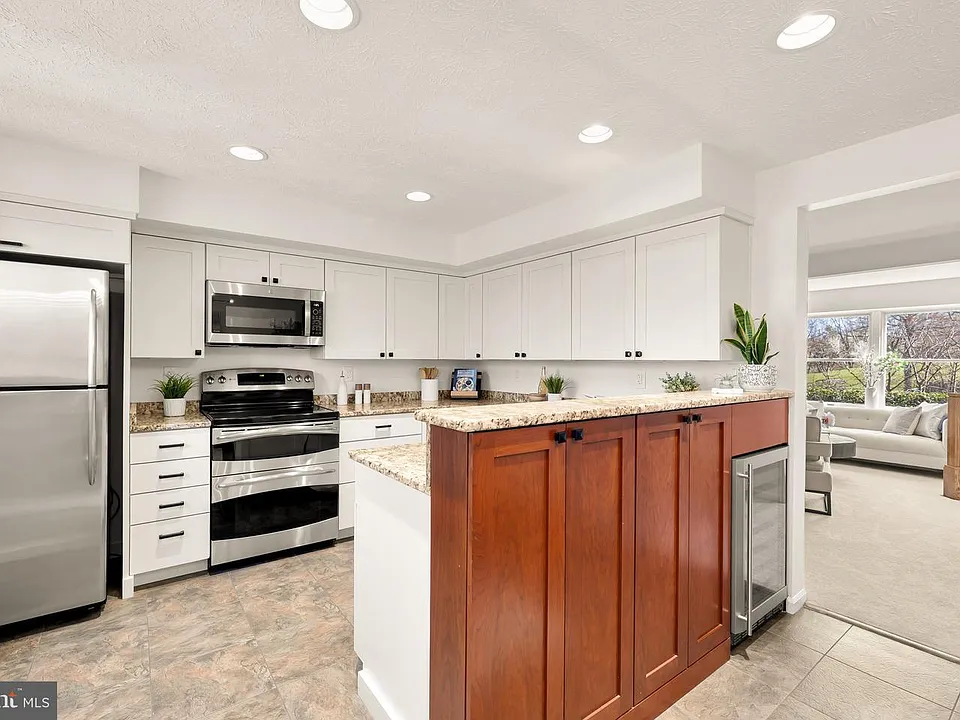 6003 Chicory Pl