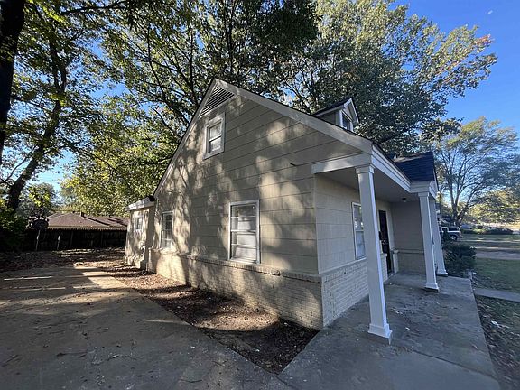 3rd image of 3647 S Deerwood Ave