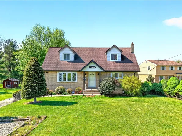 12296 Longview Dr, North Huntingdon, PA 15642