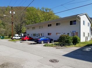 130 Elm St APT 2, East Bank, WV 25067