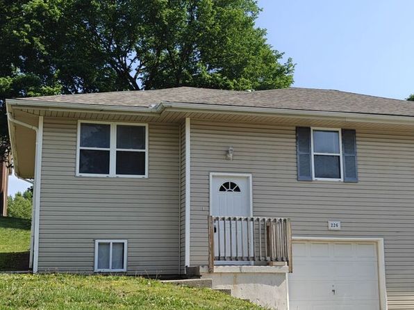 226 NW 62nd Ter
