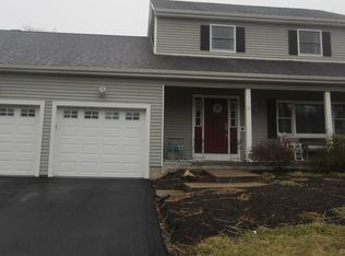 24 Valley View Dr, Bloomfield, CT 06002