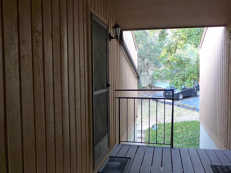 1515 NW 29th Rd #B2 — Photo 6