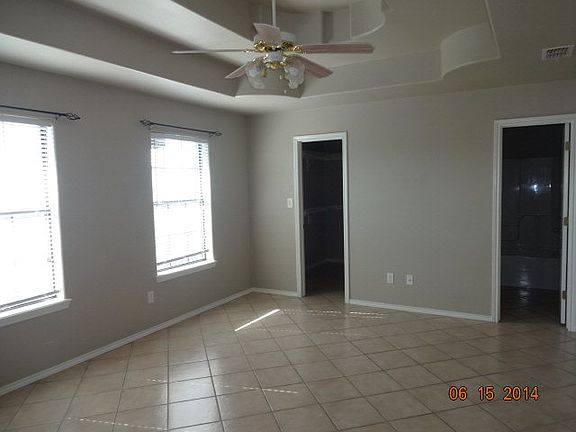 5th image of 2906 Gibraltar St