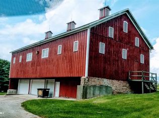 2225 S Park Rd, Freeport, IL 61032