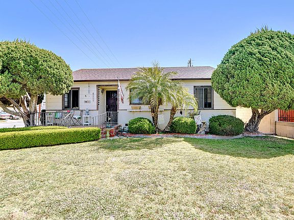 2nd image of 4462 Palo Verde Ave