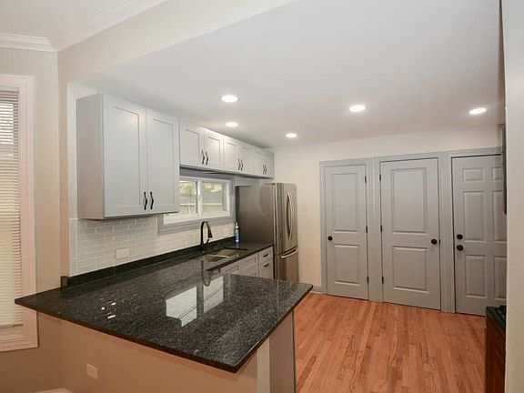 5th image of 4320 Deyo Ave APT 1