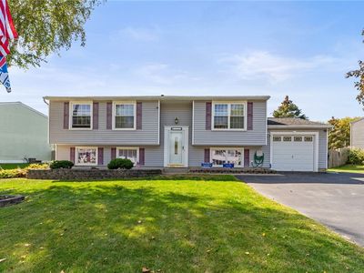 1531 Elderberry Cir, Walworth, NY, 14568