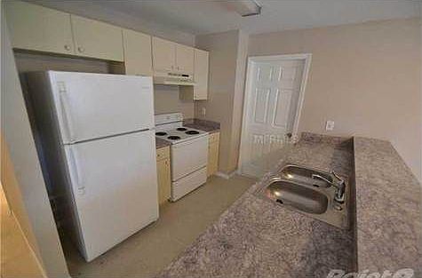 4th image of 3707 N 35th St