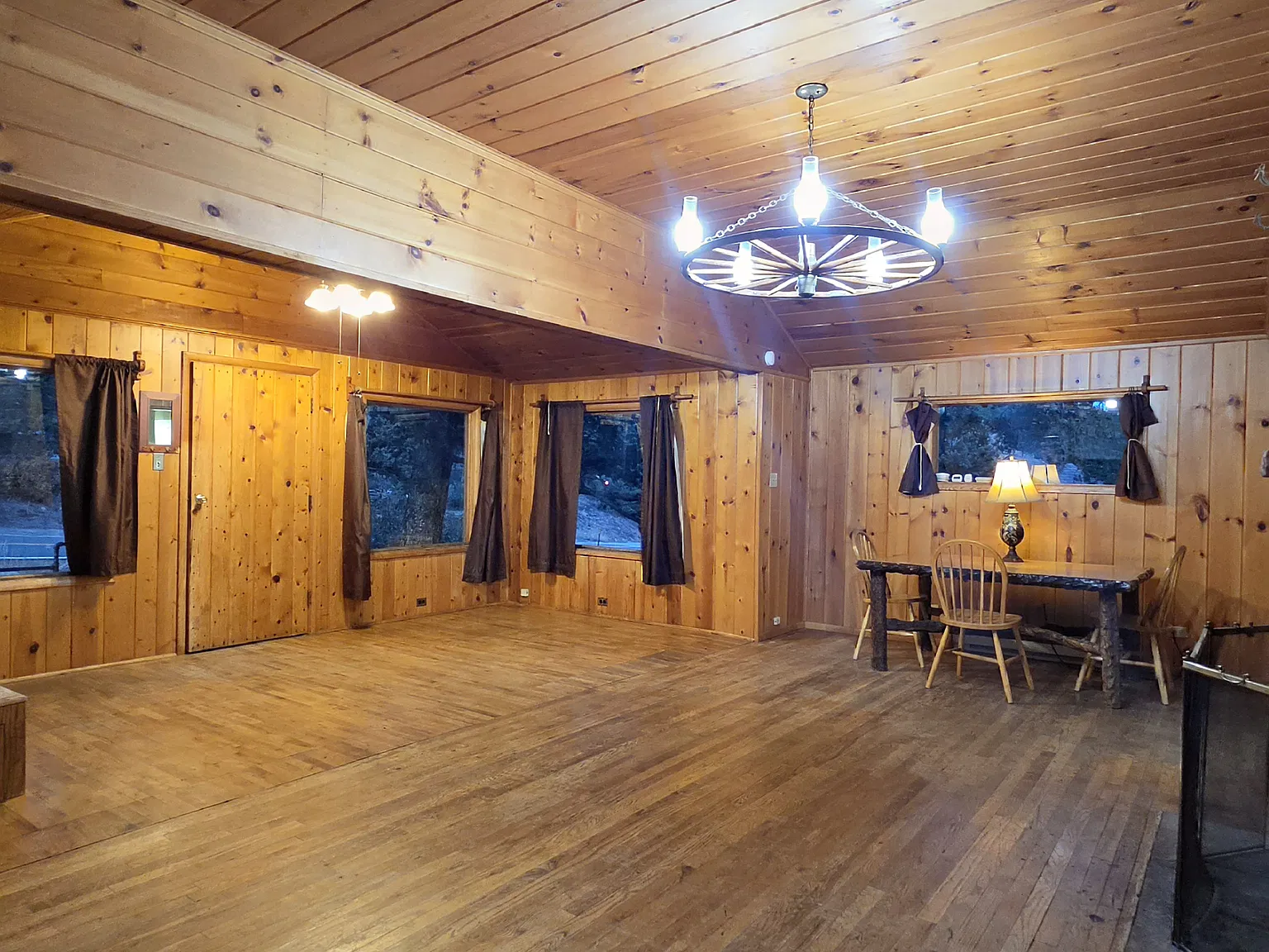 1 bed, 1.0 bath, 730 sqft, $1,800 — Photo 3