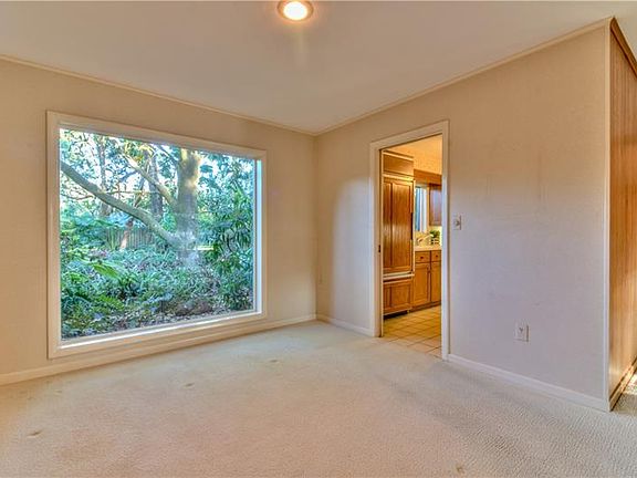 4th image of 4308 Braemar Ave