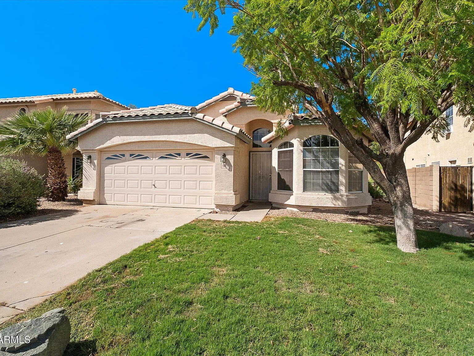 3 bed, 2.0 bath, 1655 sqft, $2,795 — Photo 2