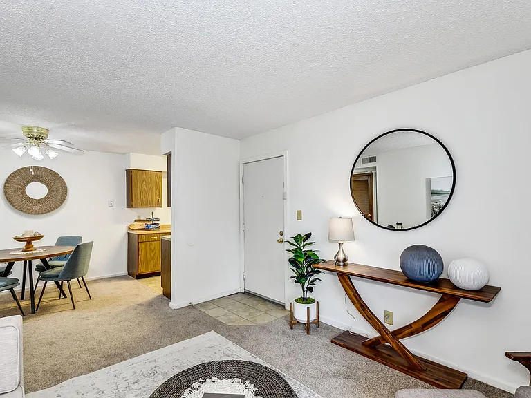Cedar - 1 Bed / 1 Bath - 650 Sq.Ft.