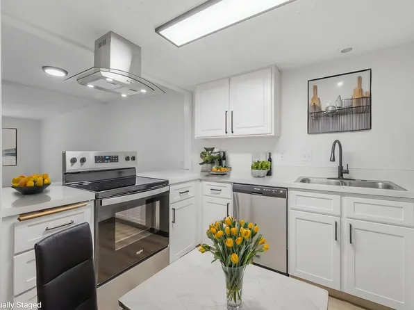 College Park Townhomes