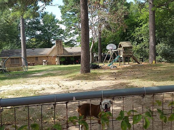 4th image of 21661 Forest Grove Dr