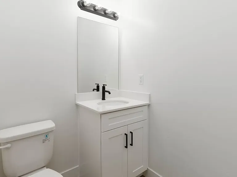 2862 W 500 N — Photo 10