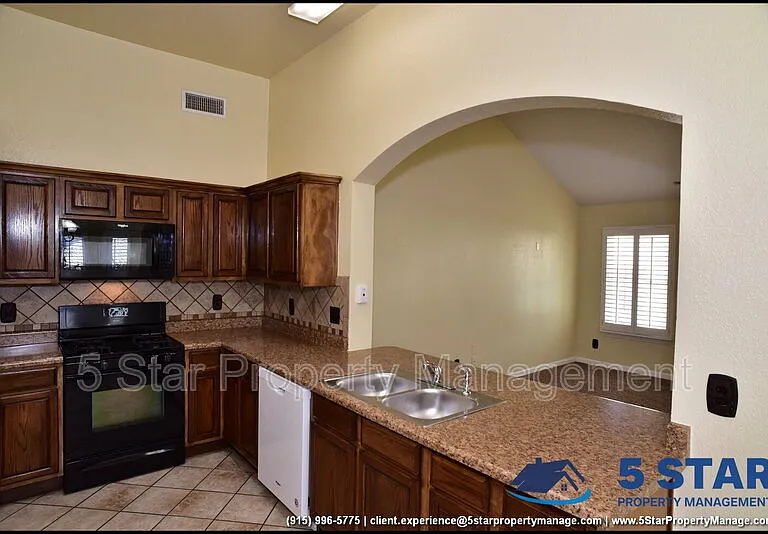 12636 Crystal Ridge St — Photo 14