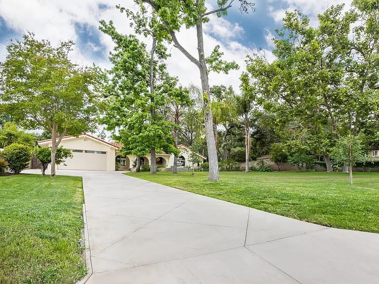 1015 Rancho Rd — Photo 18