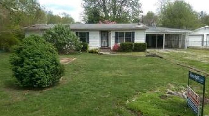 1st image of 3135 N 26th St