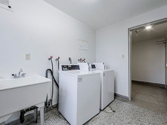 5th image of 3171 Bathurst St #1062170