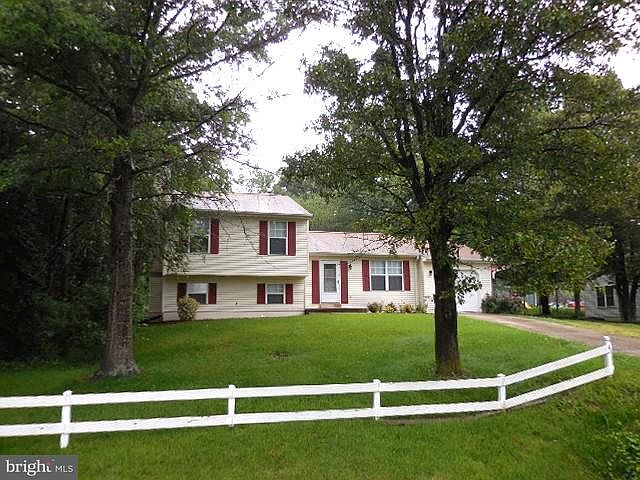 1st image of 4 Melanie Hollow Ln