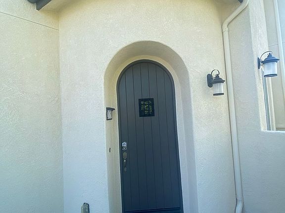 2nd image of 28758 Calle De La Paz Dr