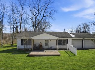 15910 Grove St, Middlefield, OH 44062