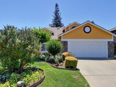8716 Bluefield Way, Sacramento, CA, 95823