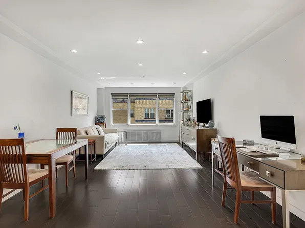 415 E 52nd St APT 11JC, New York, NY 10022
