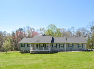 156 S Summerhaven Dr, Crossville, TN 38555