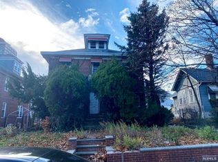 5456 Chester Ave, Irvington, NJ 07111