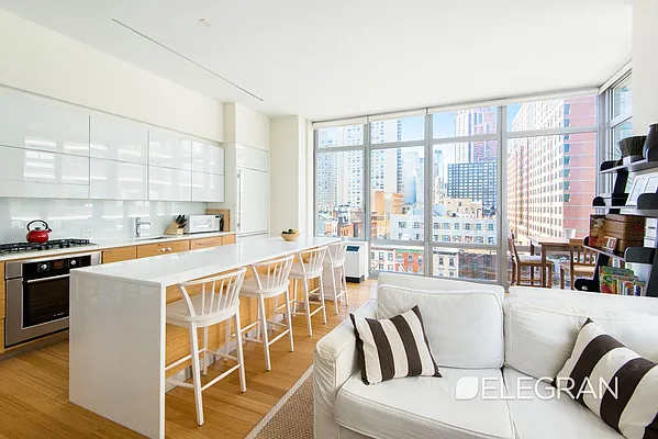 Sold by (Legacy) Elegran | media 1