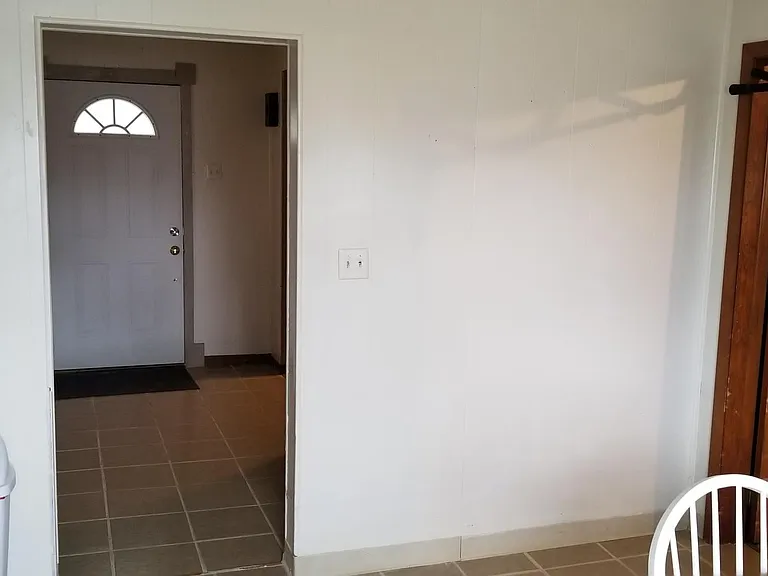 818 Gaston Ave — Photo 6