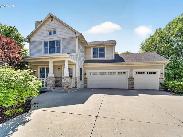 6547 Parkway CIRCLE, Mount Pleasant, WI 53406