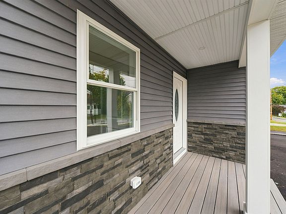 2nd image of 106 Lock Street #A