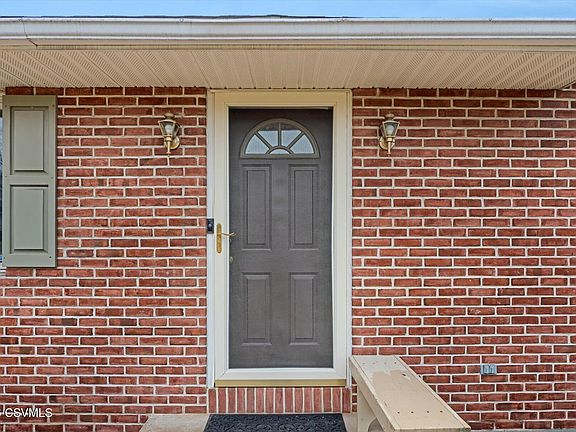 2nd image of 2 Chrislynn Dr