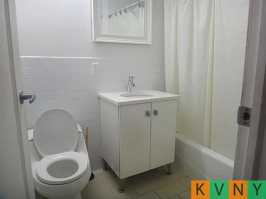 Rented by KVNY Soho | media 62