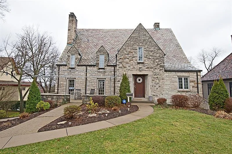 1024 Martha Ave photo 1