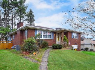 6 Wood Glen Ln, Pittsburgh, PA