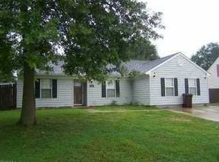 2829 Cedar Cove Ln, Chesapeake, VA 23323