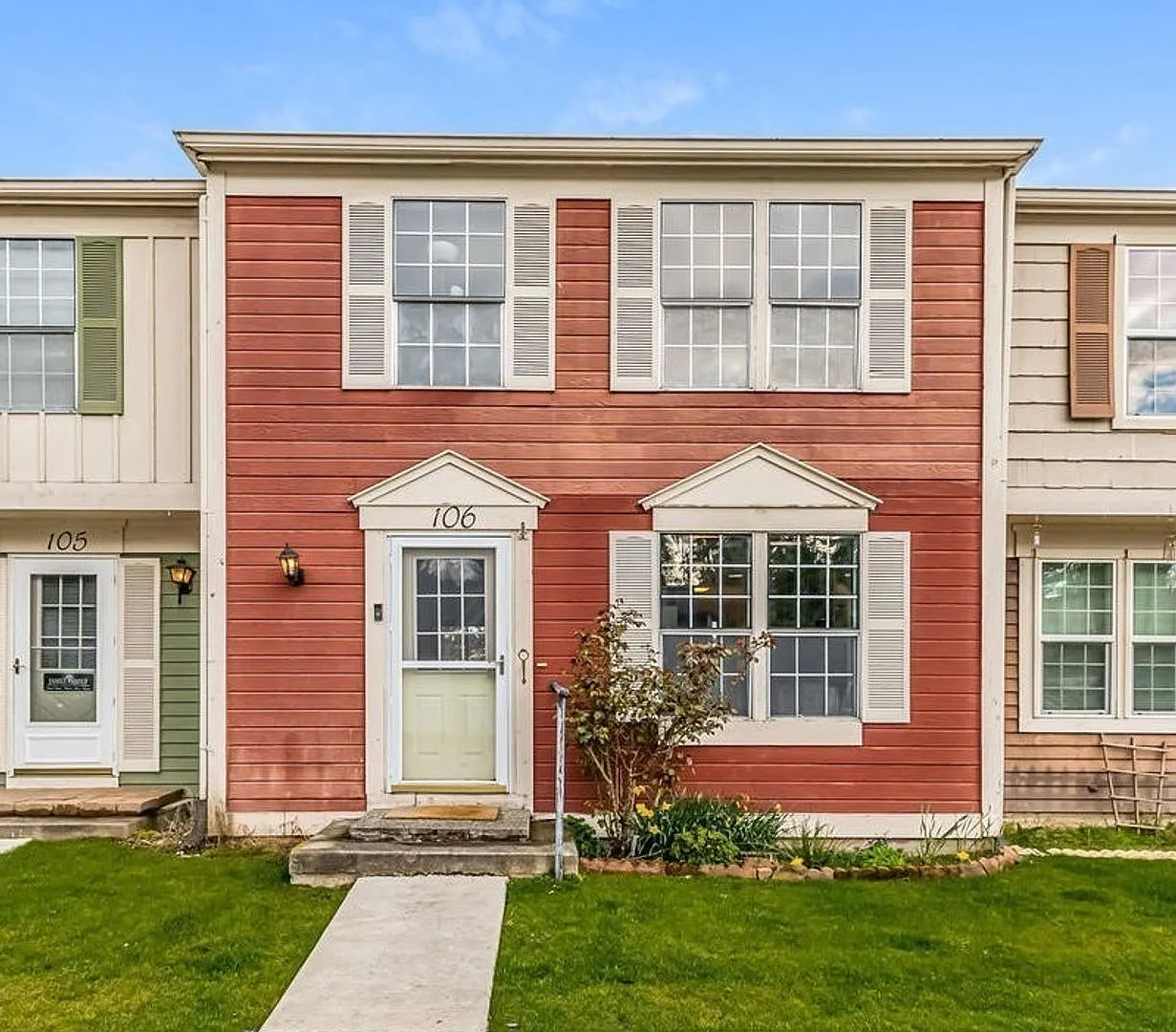 Rooms for Rent in Kent - 2bedroom Townhome Condo — Photo 1