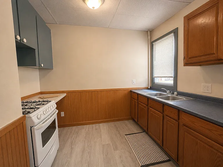 52 Reed St #3 — Photo 5