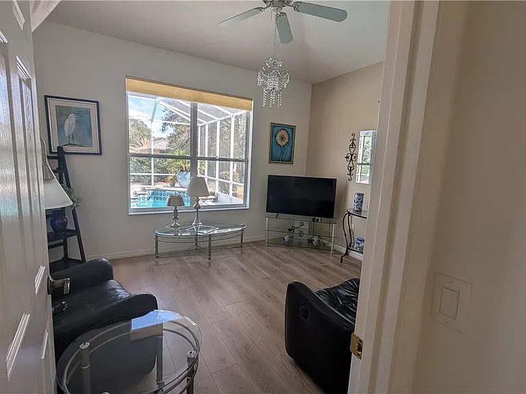 174 W Romany Loop — Photo 12