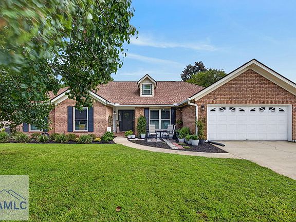 5th image of 522 Maxwelton Cir