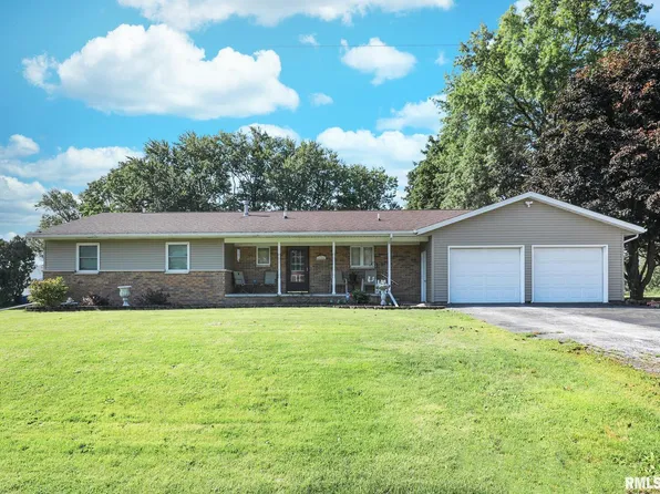 611 6th St, Andover, IL 61233